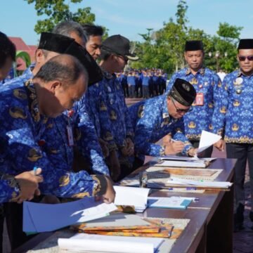Gambar WhatsApp 2025-04-26 pukul 16.45.15_4b7405dc Pemkab Lakukan Kick Off dan Penandatanganan Kontrak Pengadaan Barang dan Jasa