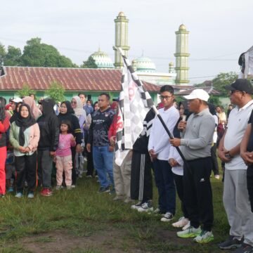 Gambar WhatsApp 2025-04-26 pukul 17.20.52_c2071885 Wakil Bupati Sukamara Lepas Jalan Sehat