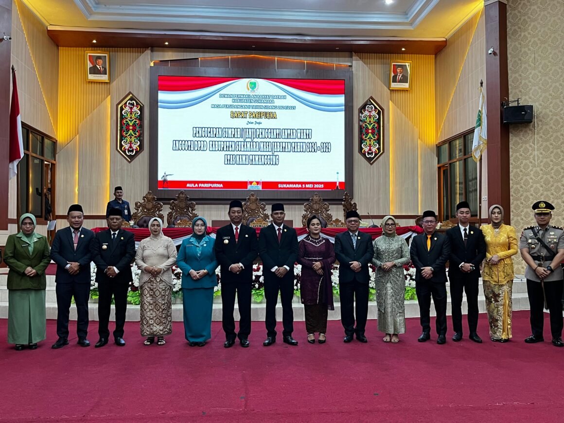 Bupati Saksikan Pengucapan Sumpah atau Janji PAW Anggota DPRD Kabupaten Sukamara