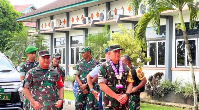 TNII Mabes TNI Kunjungi Sukamara: Tinjau Langsung Pelaksanaan TMMD Reguler ke-123