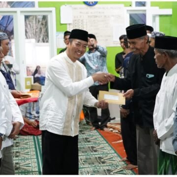 Bupati Sukamara Hadiri Safari Ramadhan di Balai Riam, Sampaikan Program Pembangunan