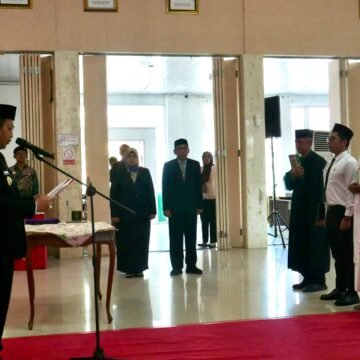 Bupati Lantik dan Serahkan SK PPPK dan CPNS