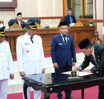 bupbb Bupati dan Wakil Bupati Sukamara Resmi Dilantik: H. Masduki Sampaikan Visi Membangun Sukamara Maju dan Berdaya Saing