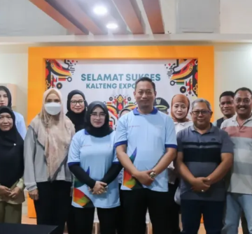 Bupati Sukamara Tinjau Stand Kab. Sukamara di Kalteng Expo 2025: Dorong Kemajuan UMKM dan Potensi Daerah