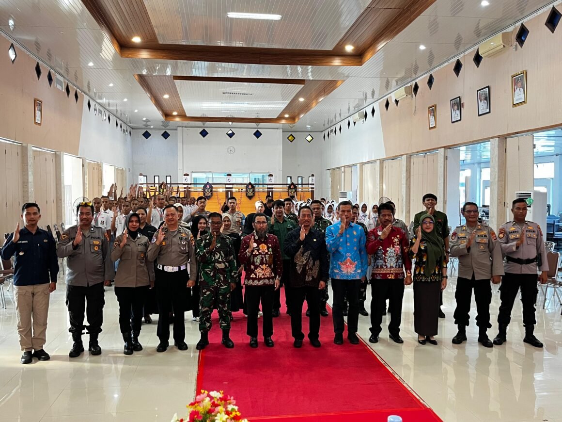 074c667a-1615-4b79-b69a-3e2e9baaee3b Bupati Sukamara Buka Pelatihan Calon Paskibraka 2025