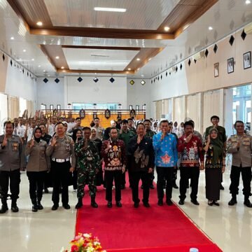 074c667a-1615-4b79-b69a-3e2e9baaee3b Bupati Sukamara Buka Pelatihan Calon Paskibraka 2025