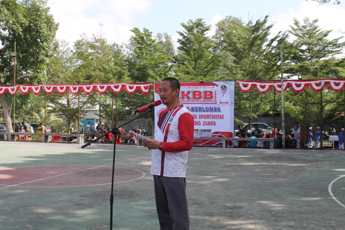 Bupati Sukamara Buka Lomba Keterampilan Baris Berbaris