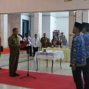 Bupati Sukamara Lantik Lima Orang Pegawai Negeri Sipil