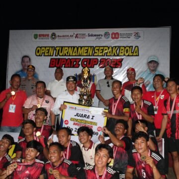 59a69b91-5608-47b4-8ed1-9fdc472eebdb Turnamen Sepakbola Bupati Cup Sukamara Resmi Ditutup