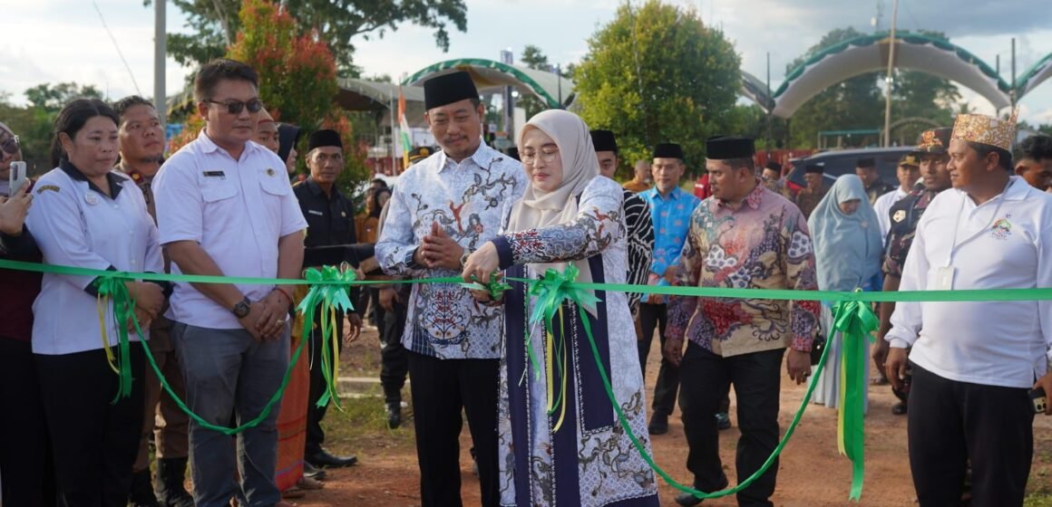 Bupati Sukamara Lepas Pawai Ta’aruf