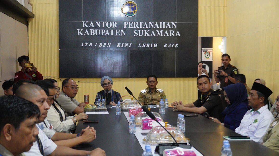 Wabup Hadiri Launching Peralihan Elektronik dan Pembangunan Zona Integritas