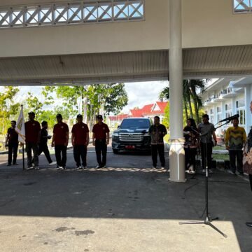 bcd46301-82d1-4da5-9e19-3b26f9466f68 Bupati Sukamara Lepas Kontingen Peda KTNA XIV