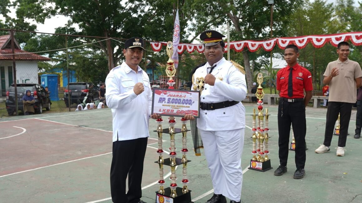 Bupati Tutup Lomba Keterampilan Baris Berbaris