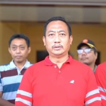 Bupati Tinjau Langsung Lapangan Bulu Tangkis
