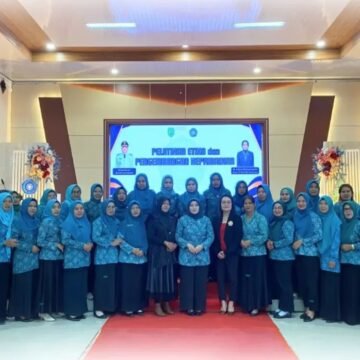 TP-PKK Gelar Pelatihan Etika dan Pengembangan Kepribadian