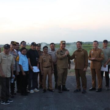 Bupati Sukamara dan Kunjungan Bupati Ketapang Tinjau Jembatan Penghubung