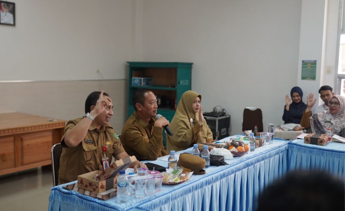 Bupati Sampaikan Harapan Usai Ngantor di RSUD Sukamara