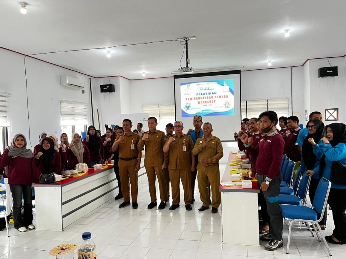 Pj Sekda Buka Pelatihan Kewirausahaan Pemuda Dan Workshop