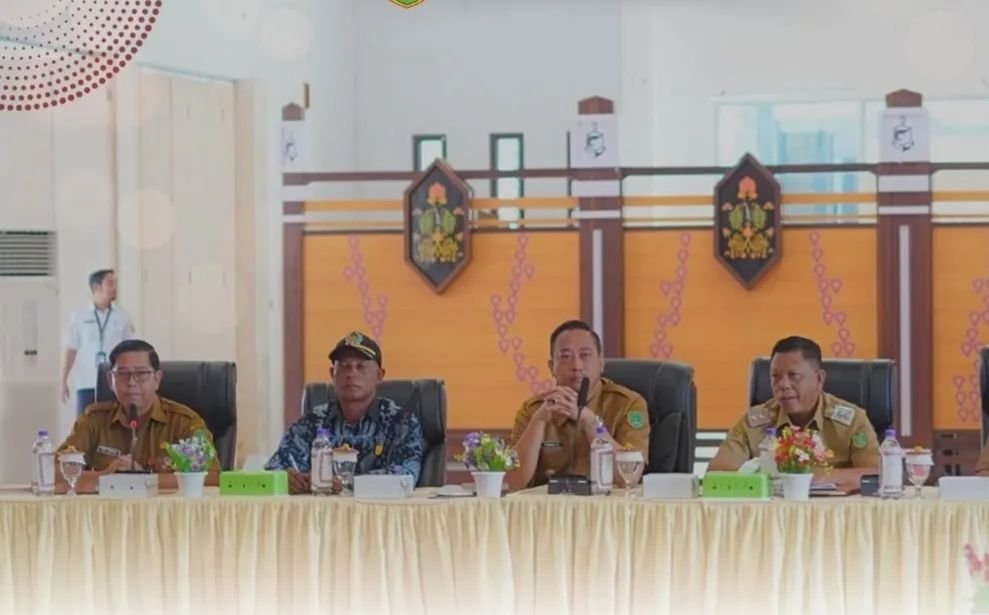 d5ef2475-5750-4c9c-8523-f830e22e2a78 Pemkab Sukamara Gelar Rapat Sinergitas Dengan Perusahaan