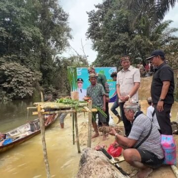WhatsApp Image 2026-09-10 at 23.30.19 Lestarikan Warisan Leluhur, Masyarakat Desa Jihing Gelar Tradisi Menuba di Sungai Mapam