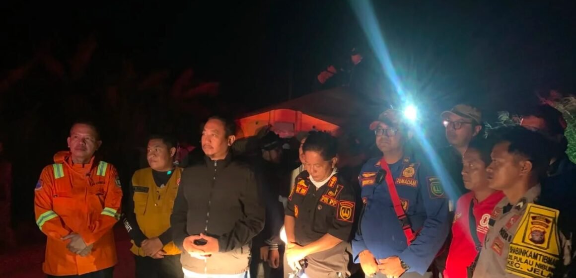 WhatsApp Image 2026-09-11 at 00.00.36 Karhutla Melanda Tiga Desa di Jelai Sukamara, Tim Gabungan Berjibaku Padamkan Api Hingga Malam