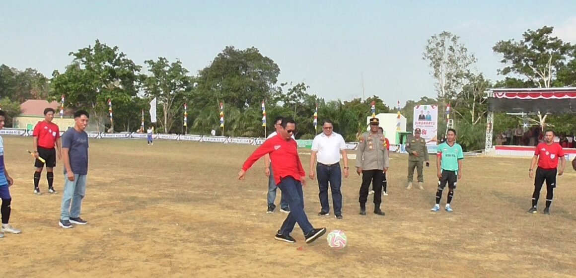 WhatsApp Image 2026-09-11 at 00.03.23 Ikuti 31 Tim, Bupati Sukamara Buka Turnamen Permata Kecubung Cup 2026