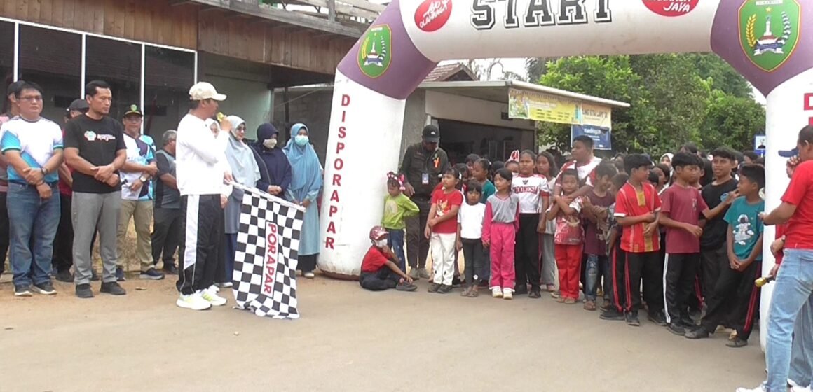 WhatsApp Image 2026-09-11 at 00.08.31 Semarak HUT ke-81 RI, Ratusan Warga Permata Kecubung Ikuti Jalan Sehat