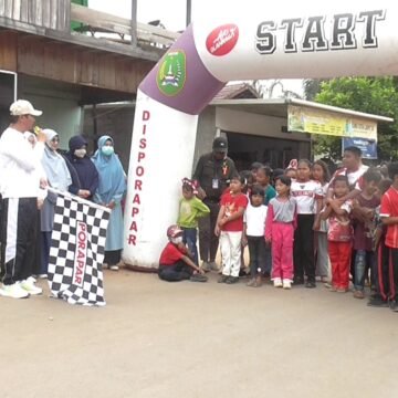 WhatsApp Image 2026-09-11 at 00.08.31 Semarak HUT ke-81 RI, Ratusan Warga Permata Kecubung Ikuti Jalan Sehat