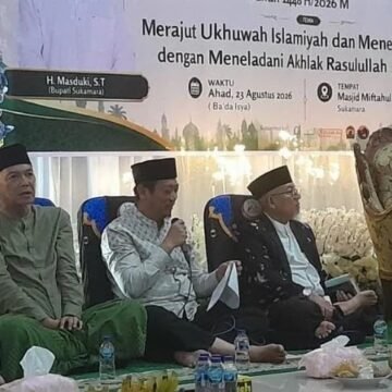 WhatsApp Image 2026-09-11 at 00.14.27 Hadiri Peringatan Maulid Nabi di Masjid Miftahul Khoir, Bupati Sukamara Ajak Umat Teladani Akhlak Rasulullah