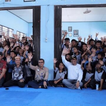 WhatsApp Image 2026-09-11 at 07.16.07 Wujudkan Generasi Emas Sukamara, Bupati Masduki Edukasi Gizi dan Motivasi Pelajar Pantai Lunci