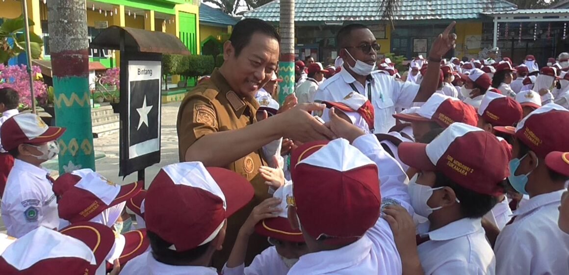 Antisipasi Dampak Asap Karhutla, Bupati Sukamara Imbau Siswa Belajar di Dalam Kelas