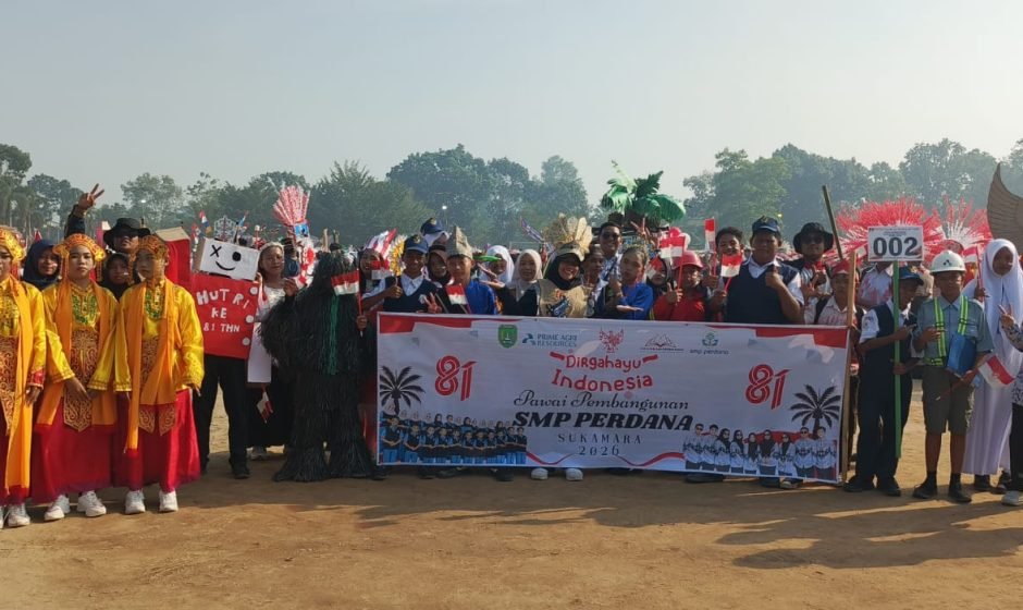 WhatsApp Image 2026-09-11 at 17.12.17 Ikuti Pawai Pembangunan, SMP Perdana Sukamara Kenalkan Diri ke Masyarakat