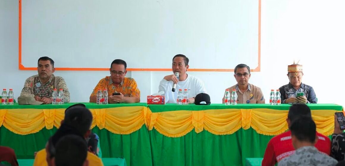 Lewat Program Masbup Menyapa, Bupati Sukamara Tampung Aspirasi Nelayan Desa Sungai Damar